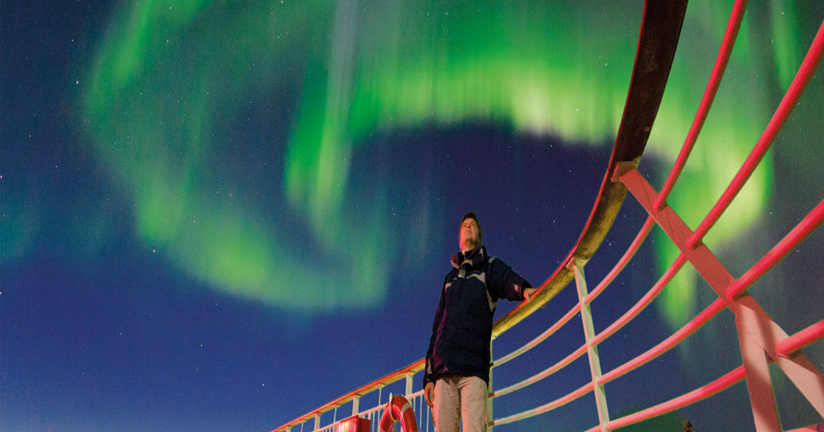 Noruega aurora boreal y fiordos