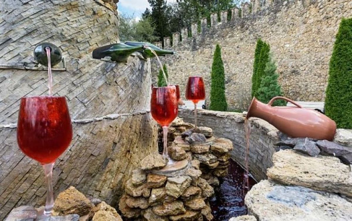 Fuente de vino en Italia