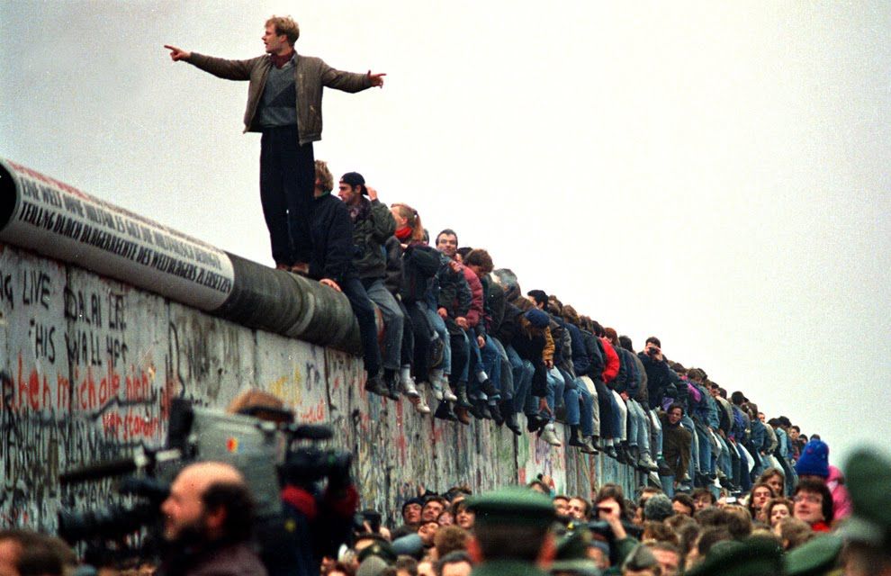 por qué se construye el muro de berlin